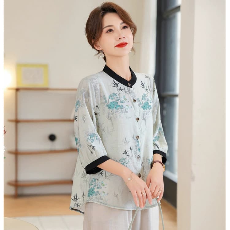 Летний топ 2025 года для мам, универсальный, с коротким рукавом, для женщин среднего и пожилого возраста, приталенного кроя.