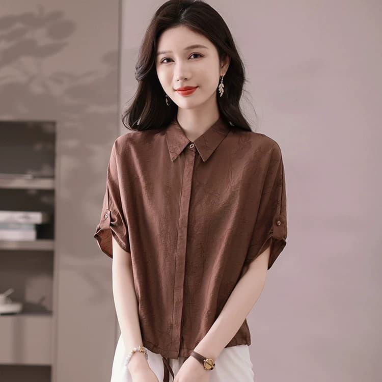 Короткая однотонная универсальная рубашка с отложным воротником для женщин, стильный и уменьшающий возраст топ для весны и лета, блузка для молодой мамы.