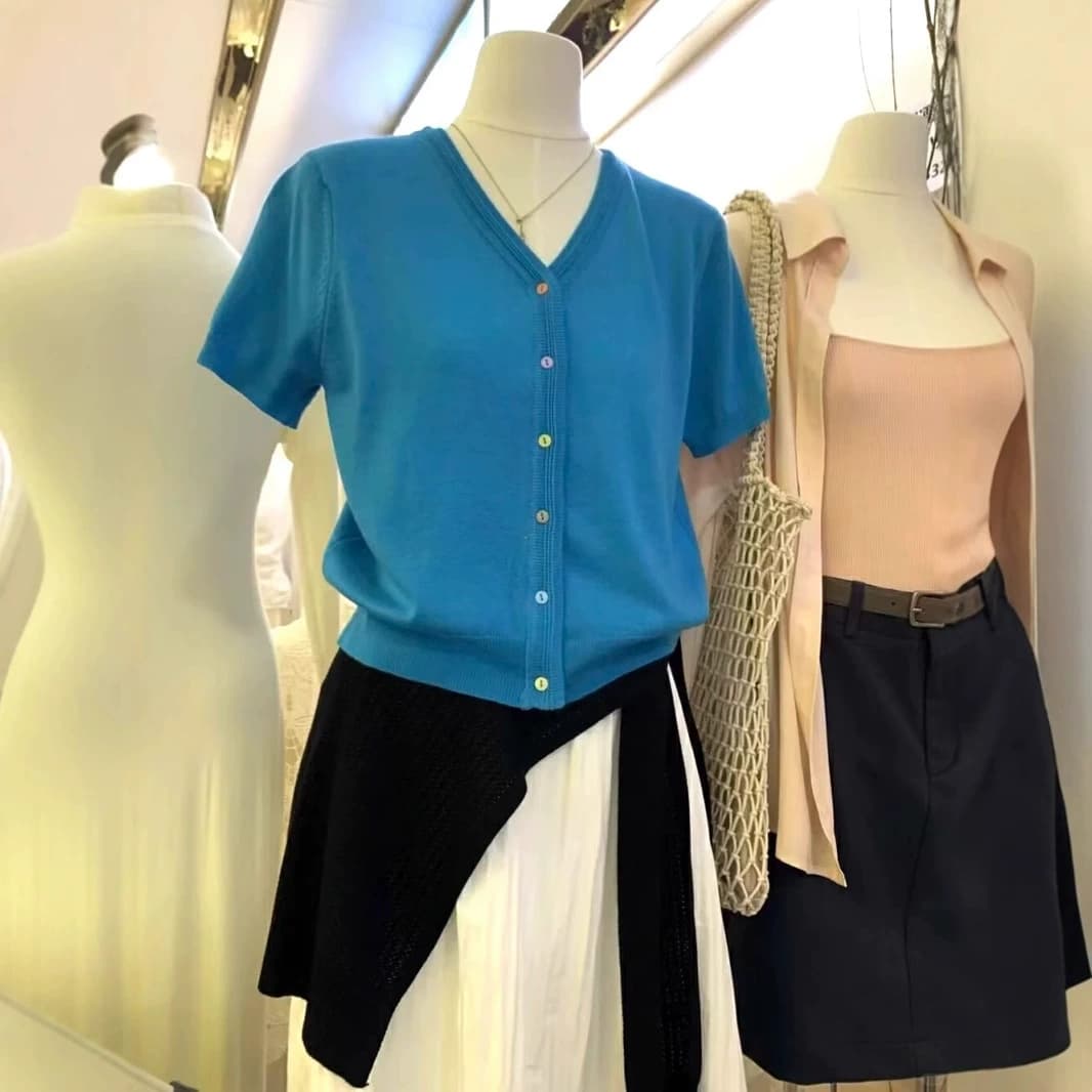 Корейский базовый универсальный цветной вязаный кардиган с v-образным вырезом и короткими рукавами для женщин, летние женские разные вещи, прямая трансляция.