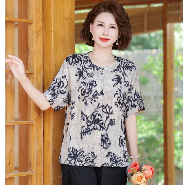 2025 новой одежды для мам, летние футболки с короткими рукавами, летняя одежда для женщин среднего и пожилого возраста, модные рубашки и топы.